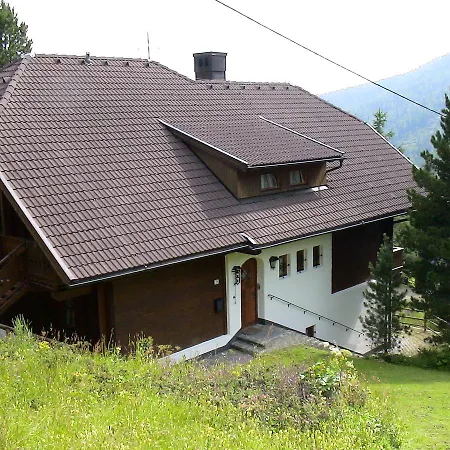 维西纳公寓 公寓 *