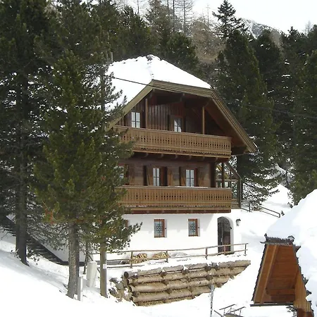 Haus Vucsina Apartment *