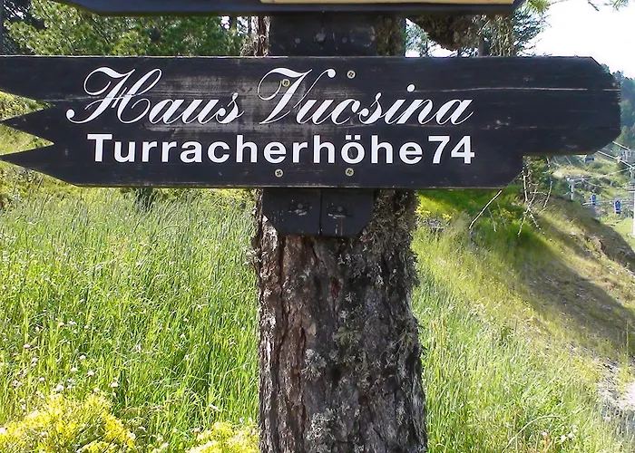 Apartament Haus Vucsina *